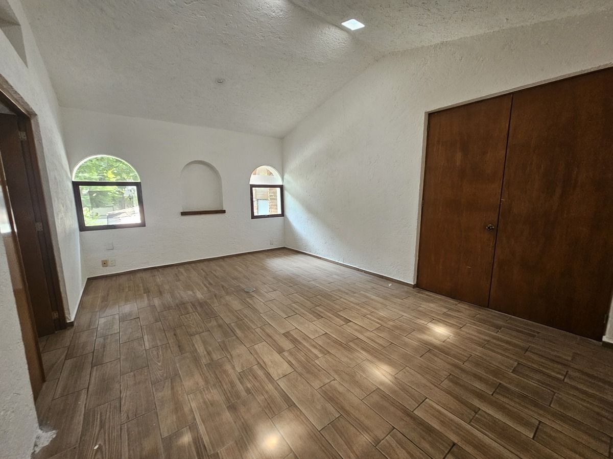 23 of 29: Habitación principal