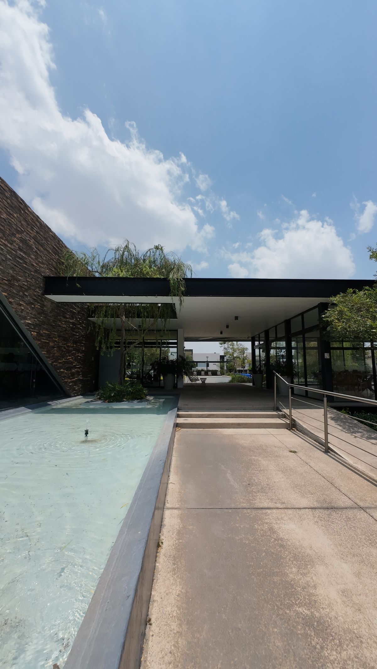 3 de 16: Casa Club 2