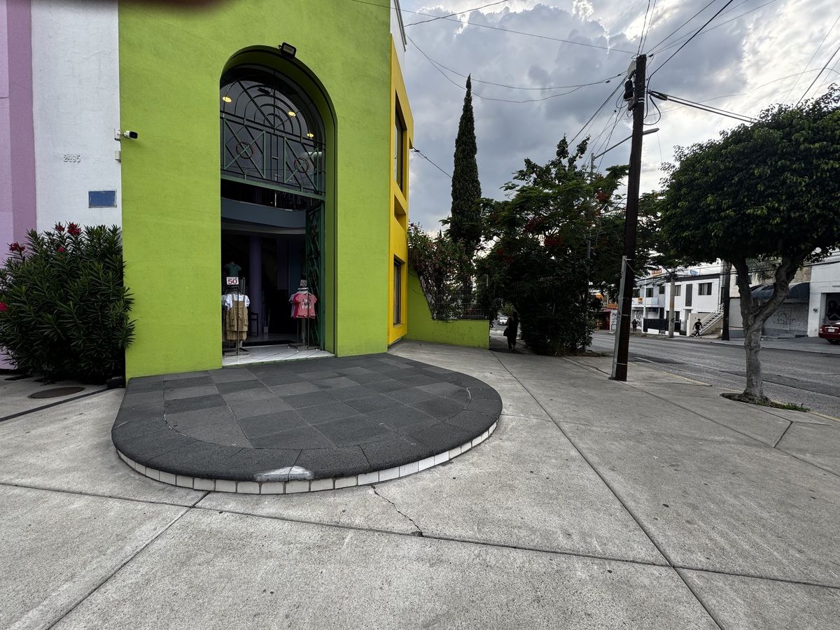 4 de 12