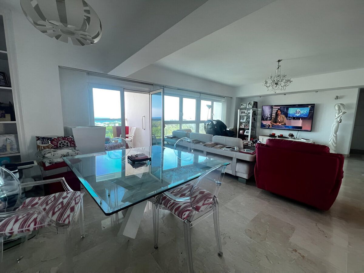 5 de 19: Sala / Comedor