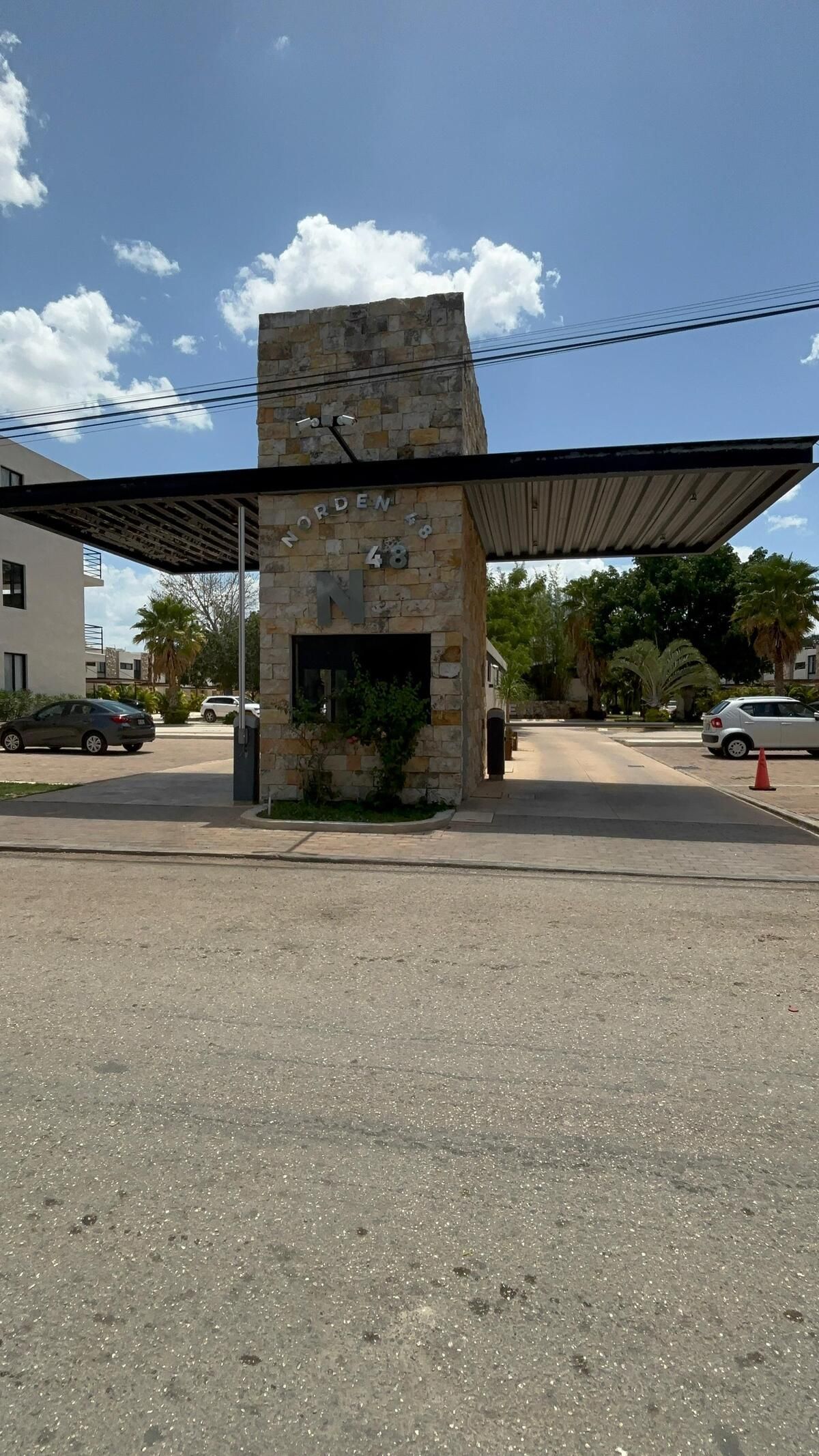 4 de 17: caseta vigilancia