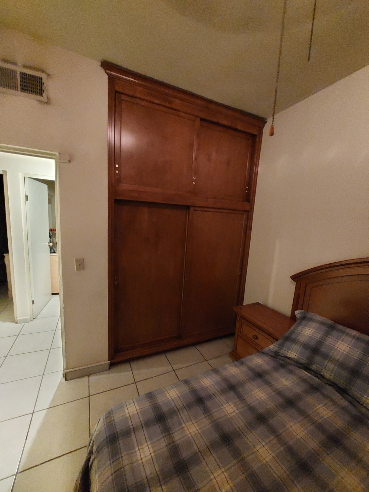 5 de 9: Closet recamara 1