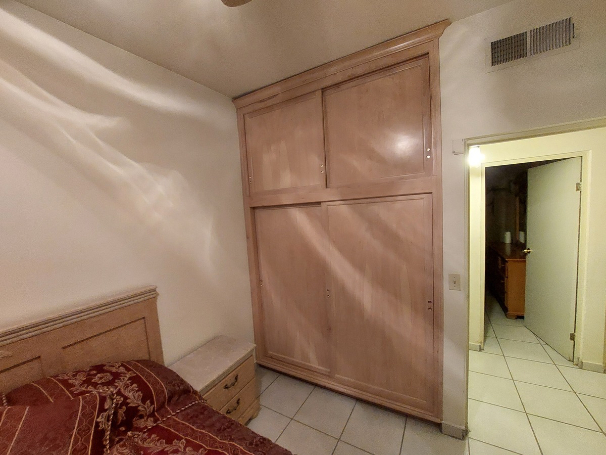 4 de 9: Closet recamara 2