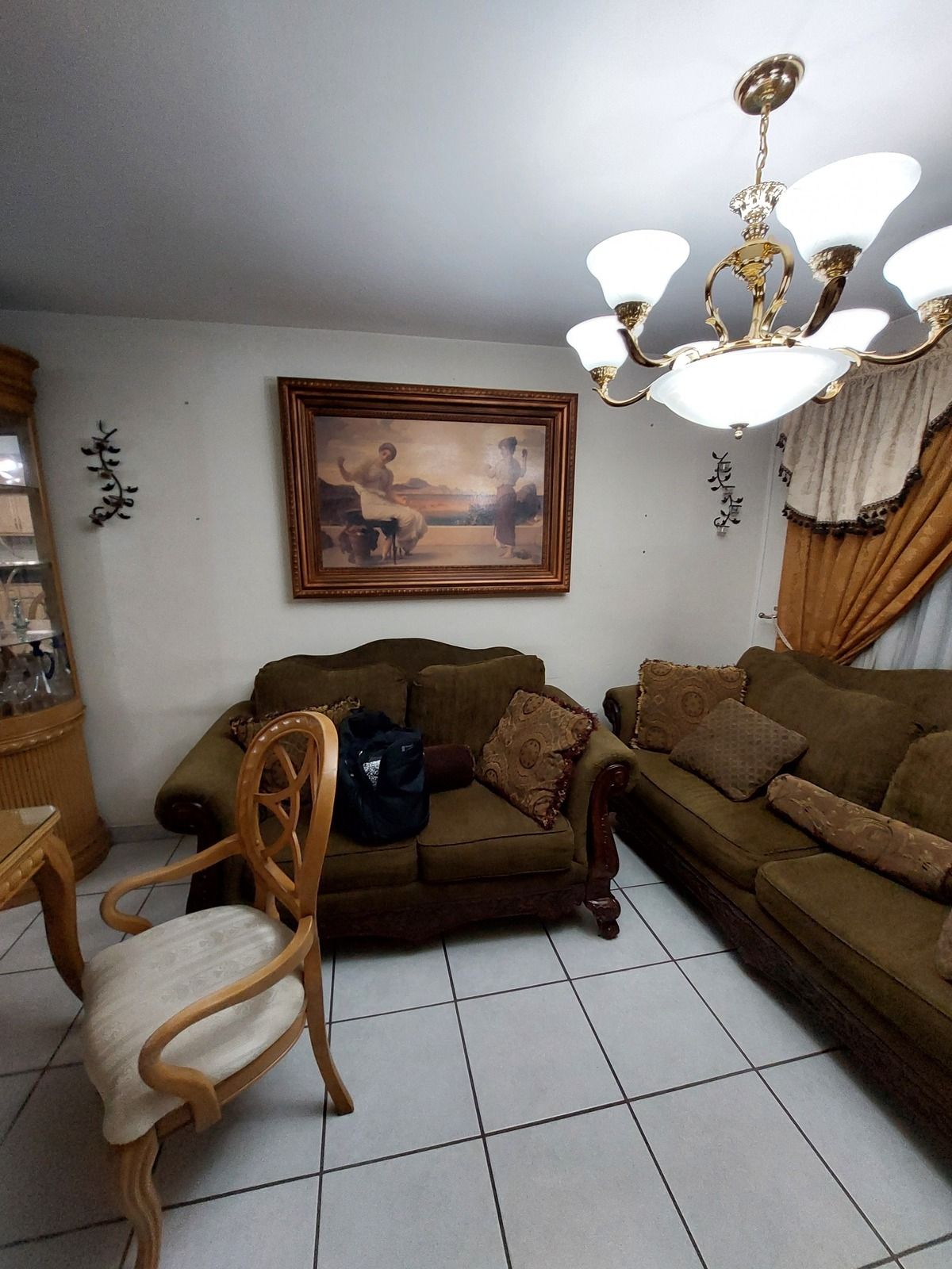 3 de 16: Sala