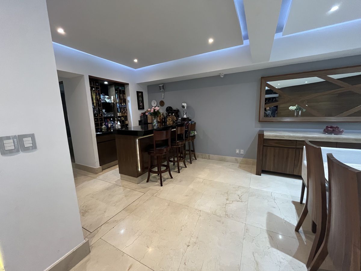 Bar, foto 8 de 34