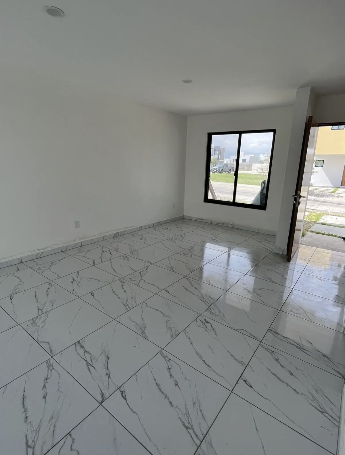 INCREÍBLE OPORTUNIDAD DE CASA EN VENTA NUEVA EN COTO ADAMAR - foto 3