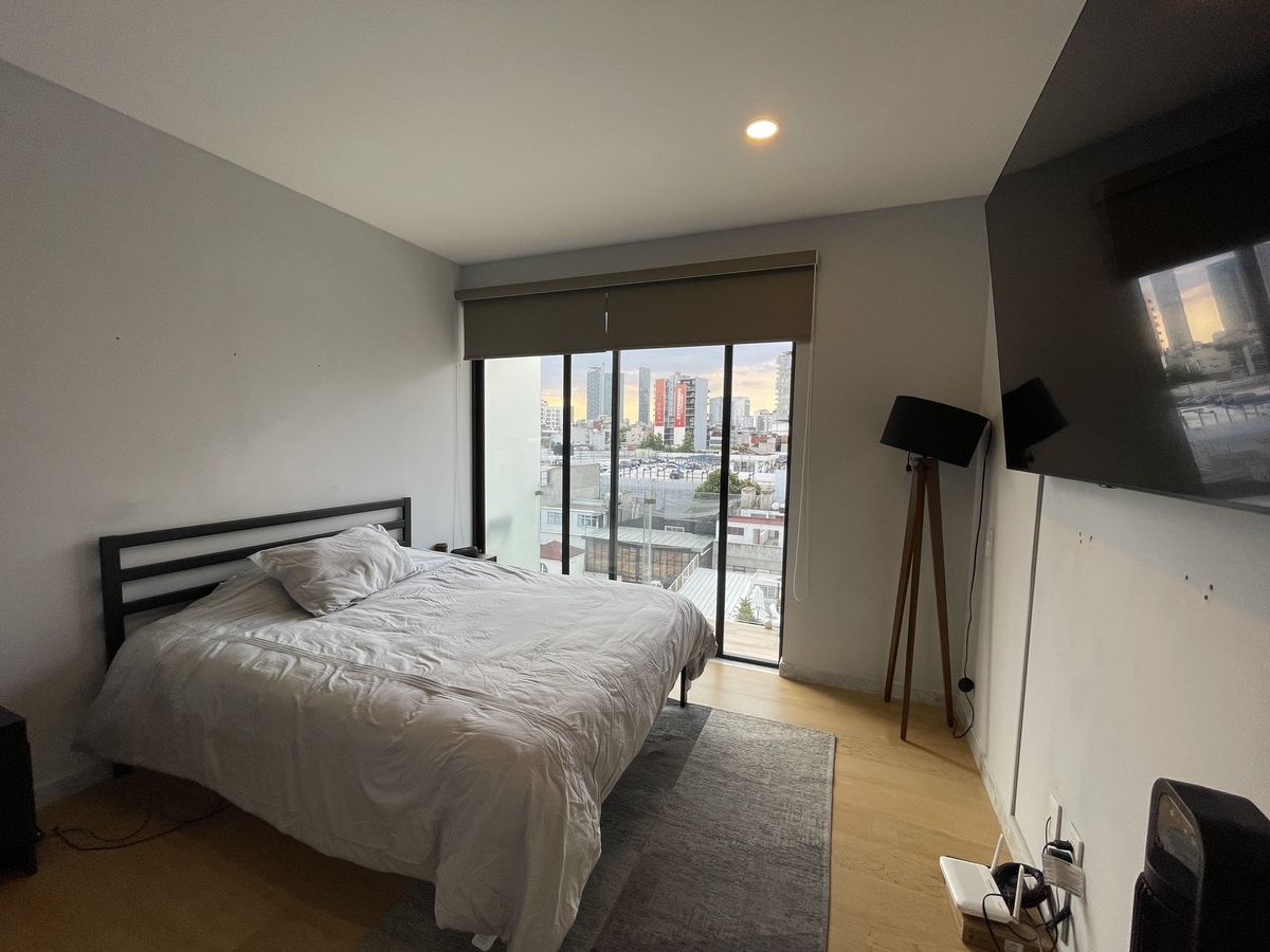 5 de 13: HABITACIÓN PRINCIPAL