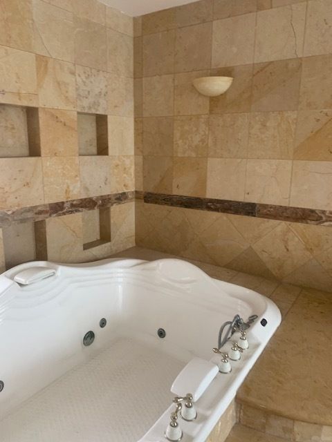 18 de 39: BAÑO PRINCIPAL