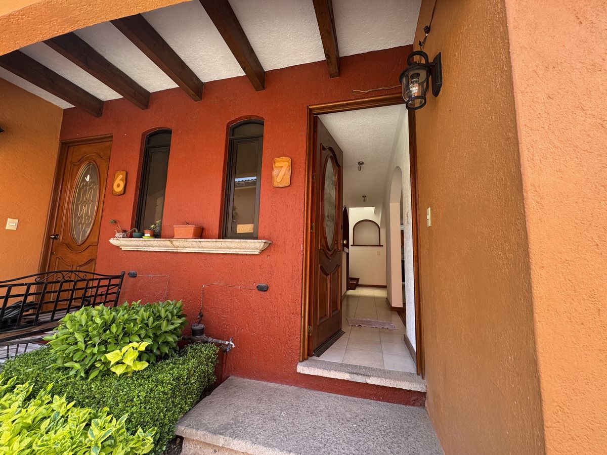 5 de 30: ENTRADA CASA 7