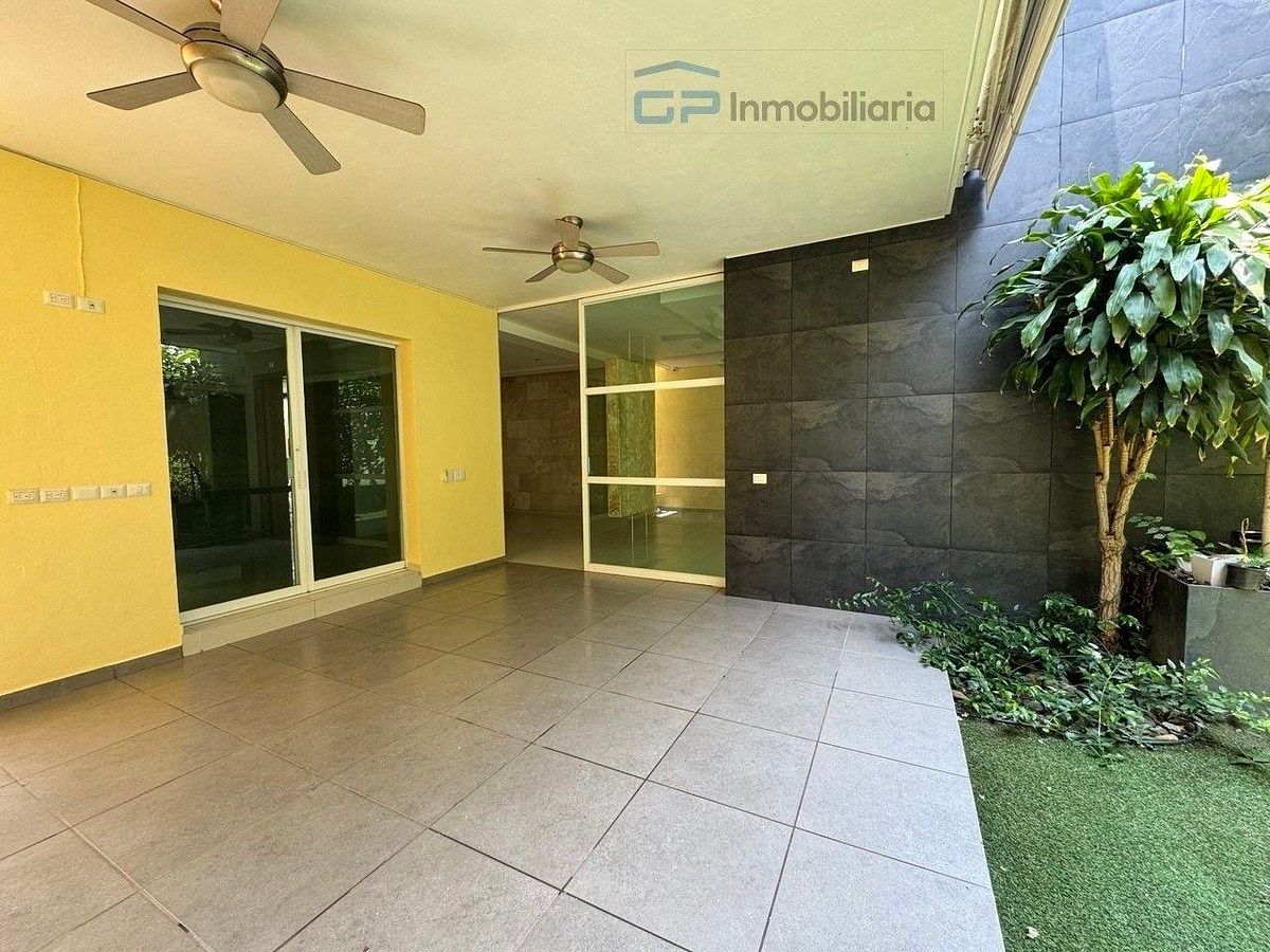 House in Fraccionamiento Jardines de Guadalupe, Zapopan, photo 12 of 31