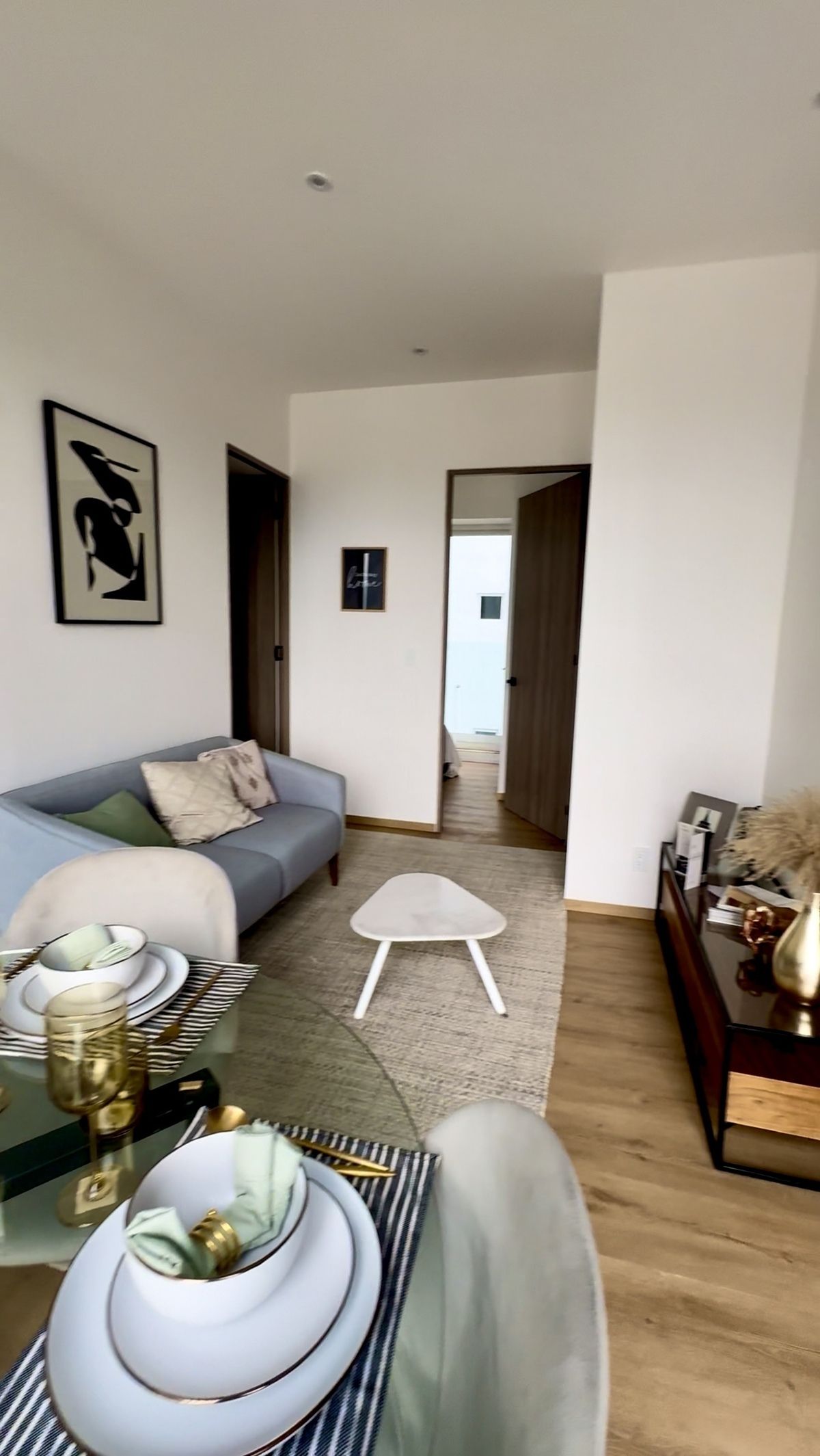 2 de 15: Interior 02