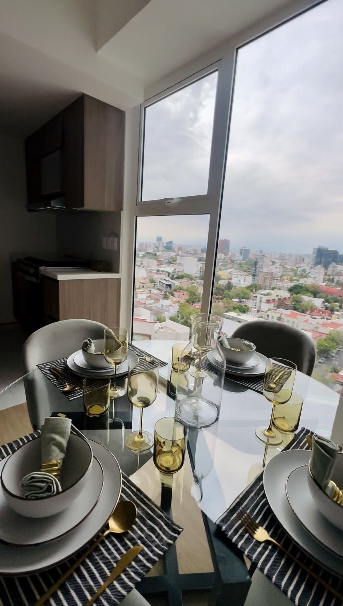 4 de 18: Interior 03