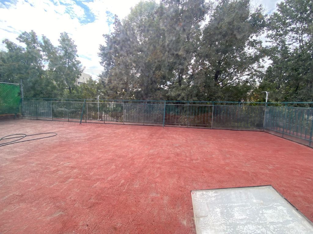 11 de 19: Roof con vista arbolada