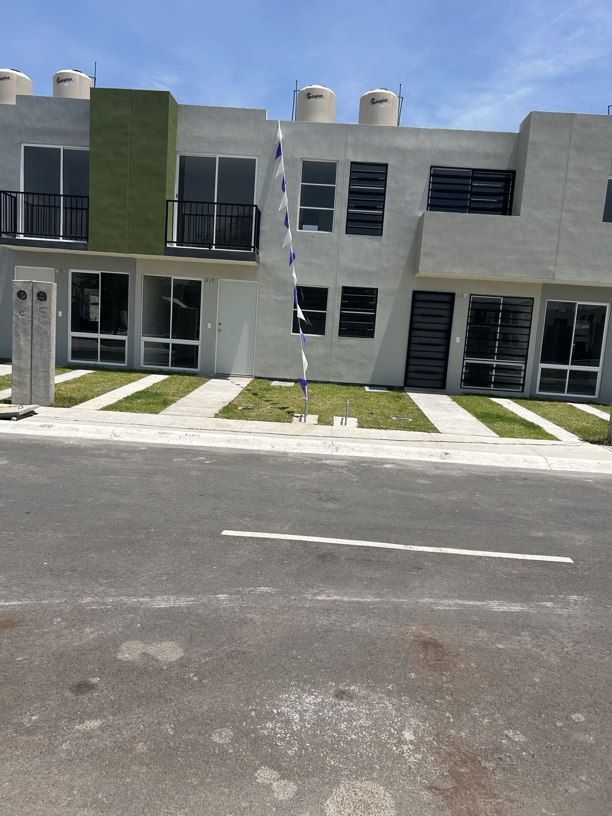 3 de 16