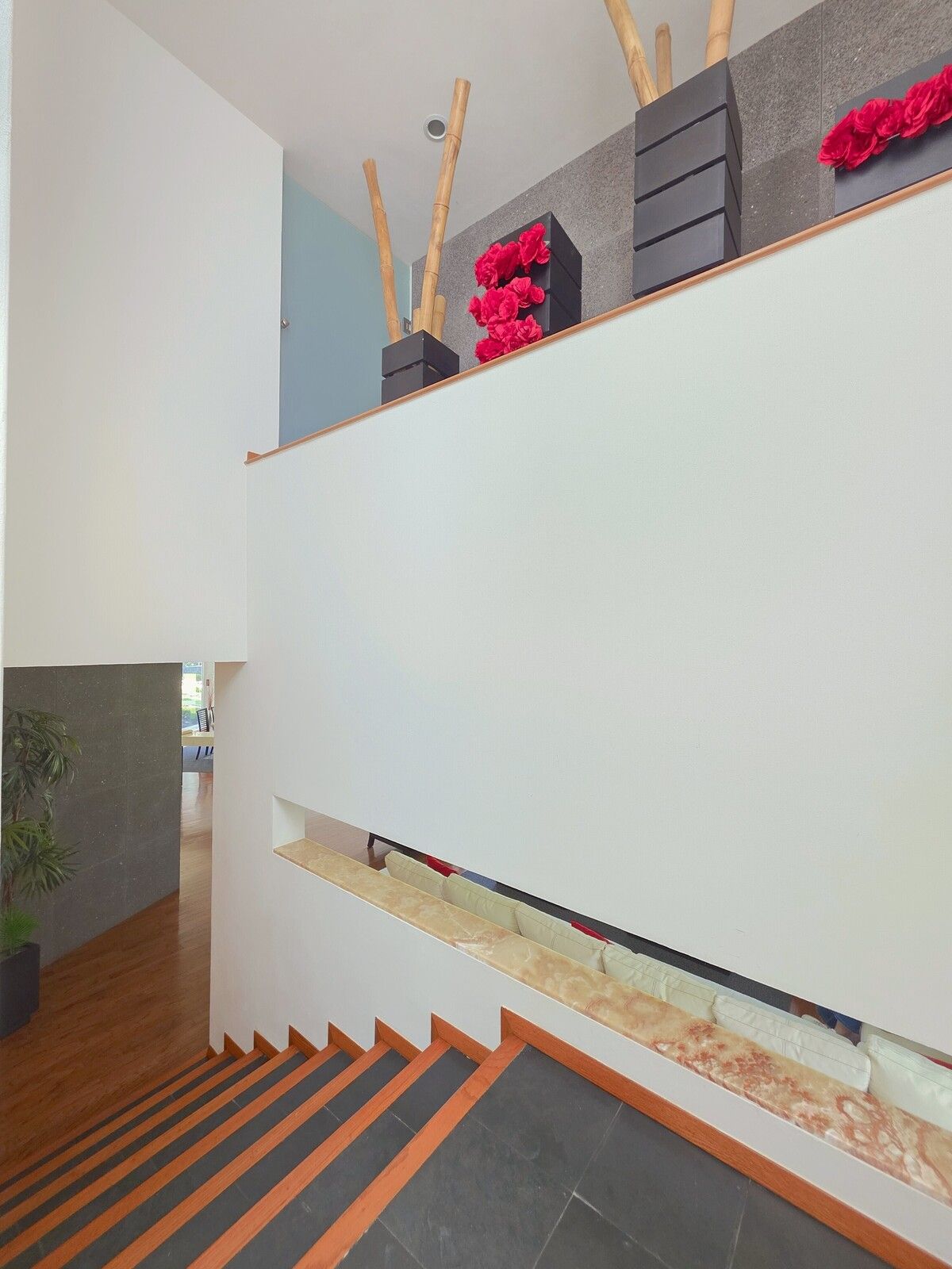 16 de 50: ESCALERAS PRIMER NIVEL