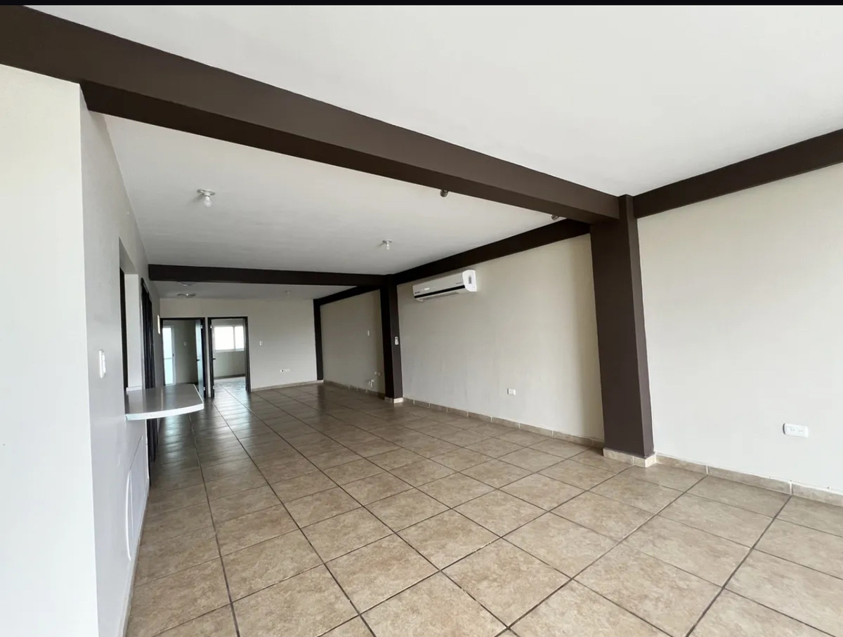 5 de 17: Área sala comedor