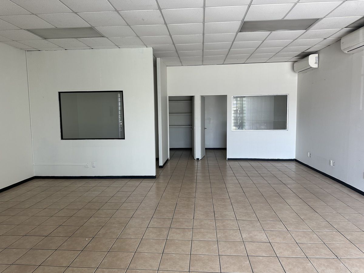 1 de 6: 2 privados, y archivero