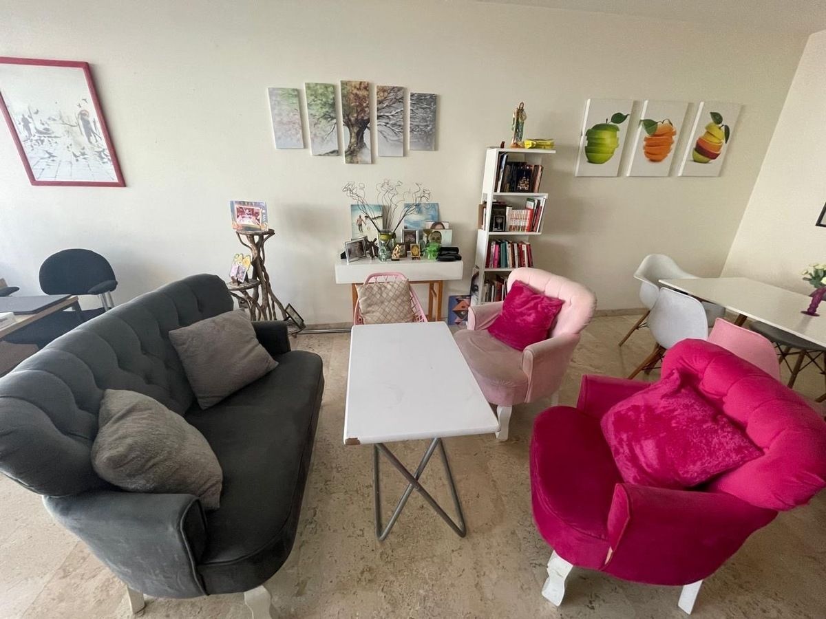 2 de 11: Sala
