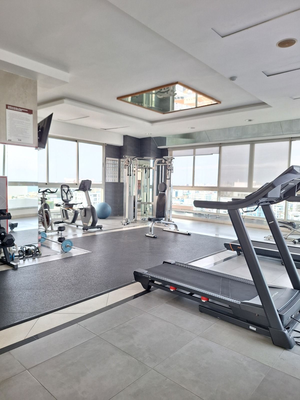 4 de 44: Gym