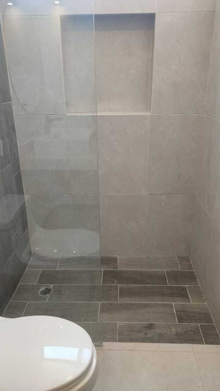 8 de 17: Baño completo