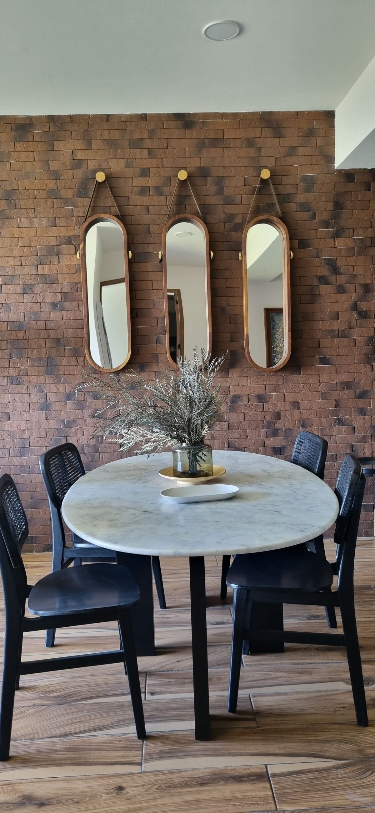 3 de 16: Comedor