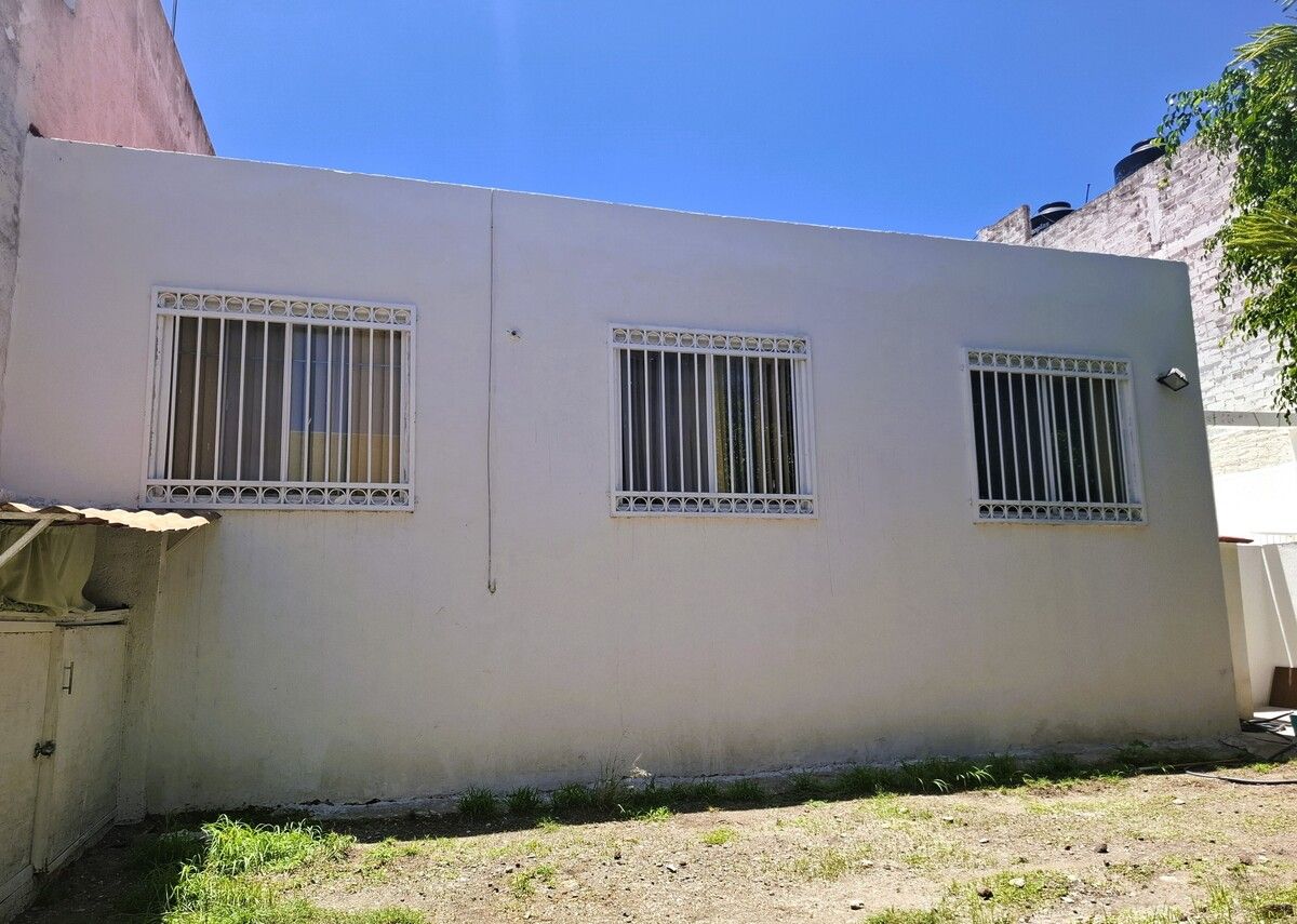 28 de 29: VISTA DE LAS RECAMARAS HACIA EL JARDIN
