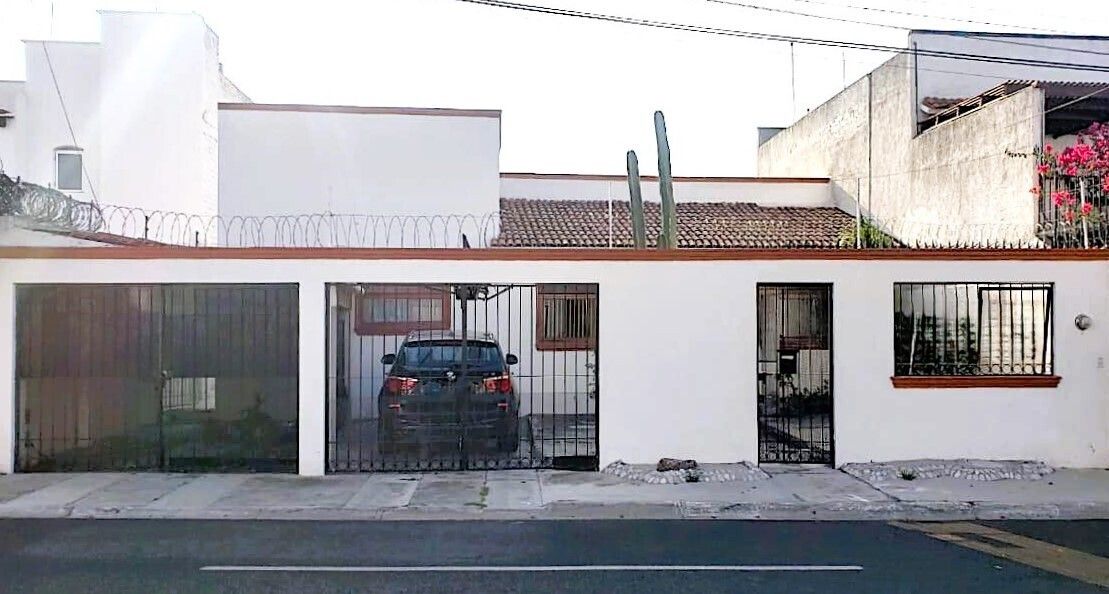 3 de 30