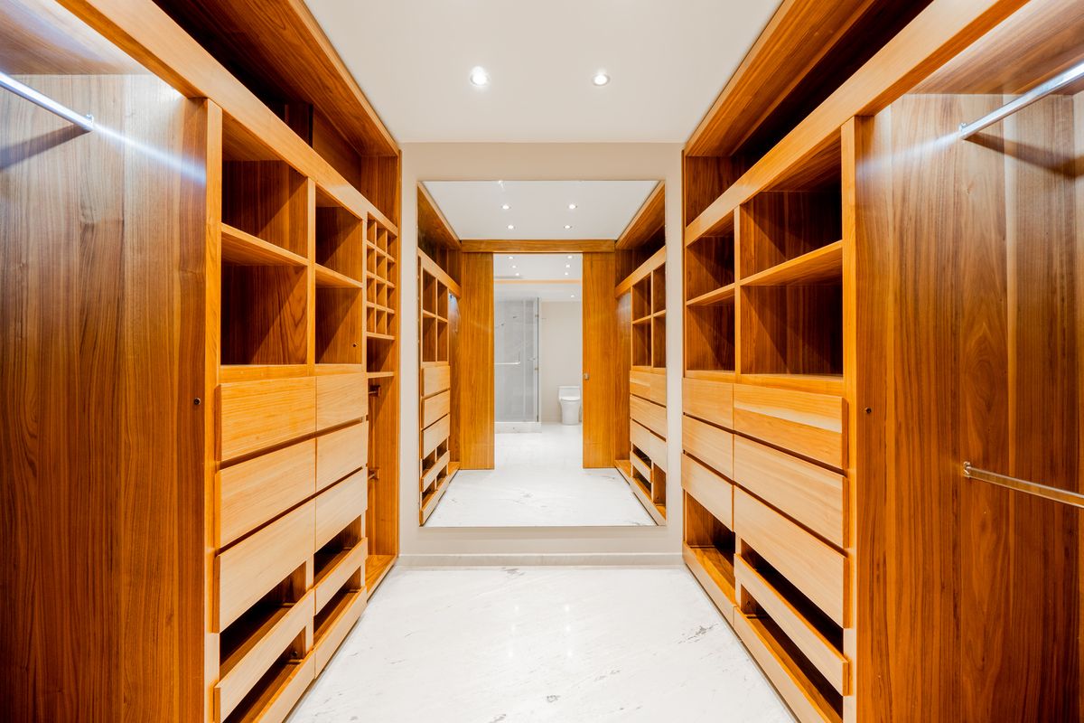 9 de 28: Vestidor Rec. Junior