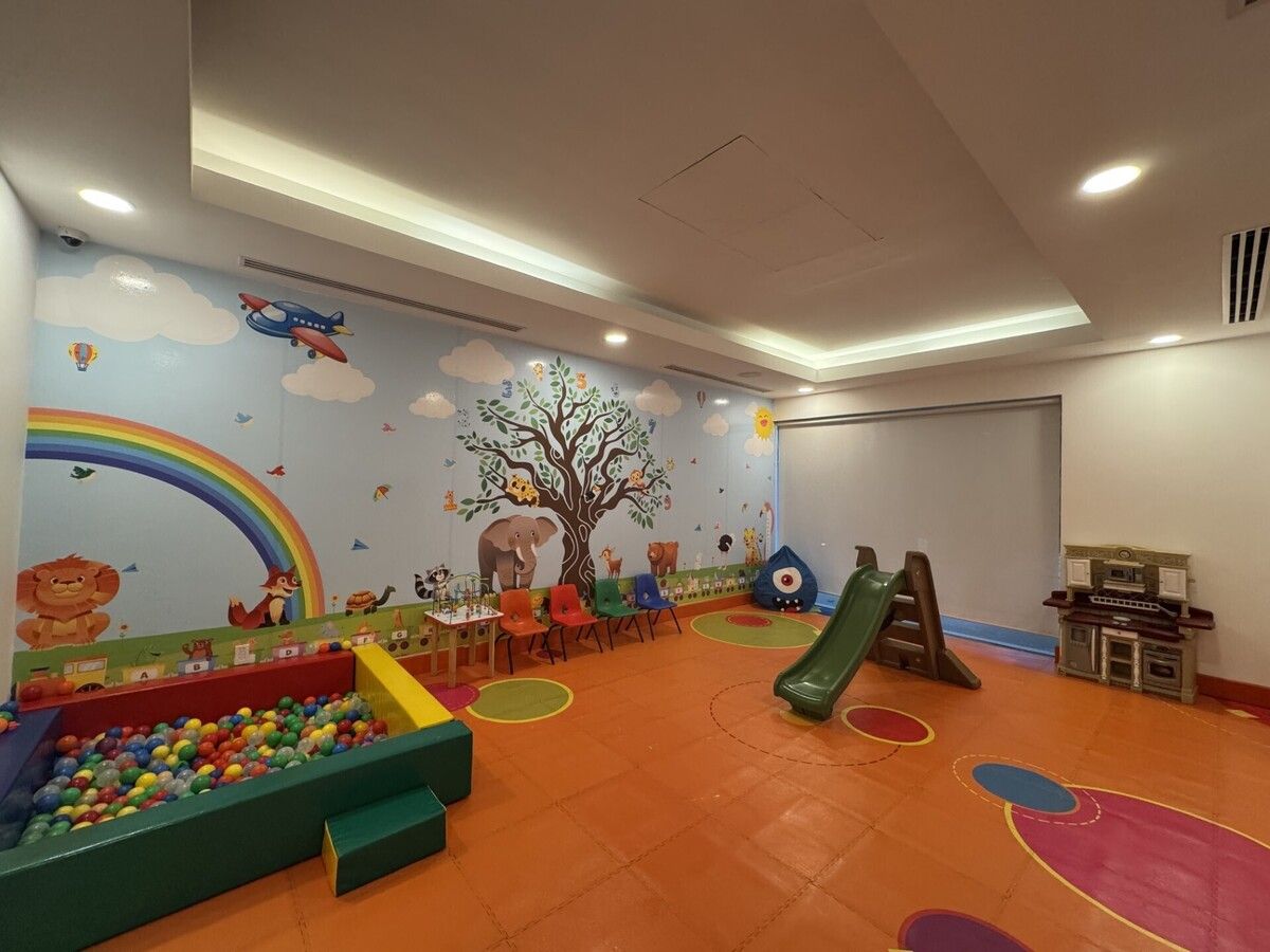 36 de 42: Casa Club: Ludoteca