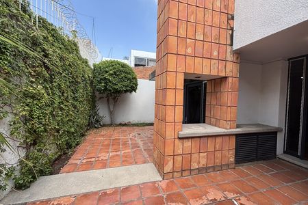 EB-TJ5435