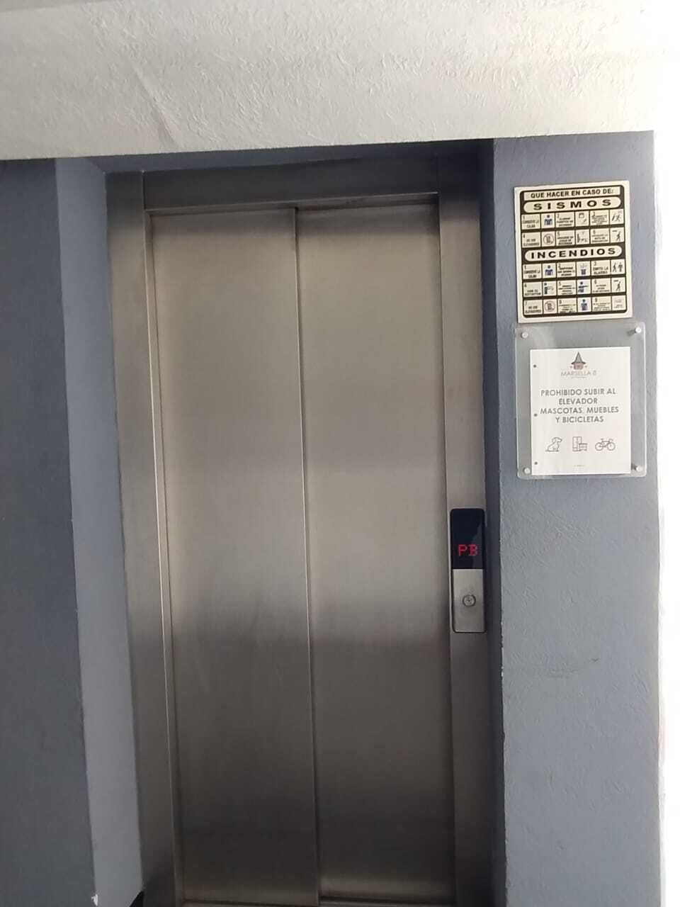 4 de 15