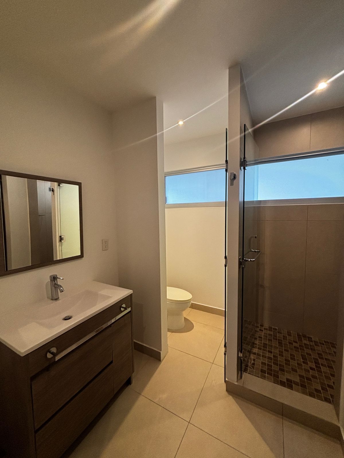 7 de 14: Baño Habitación Principal