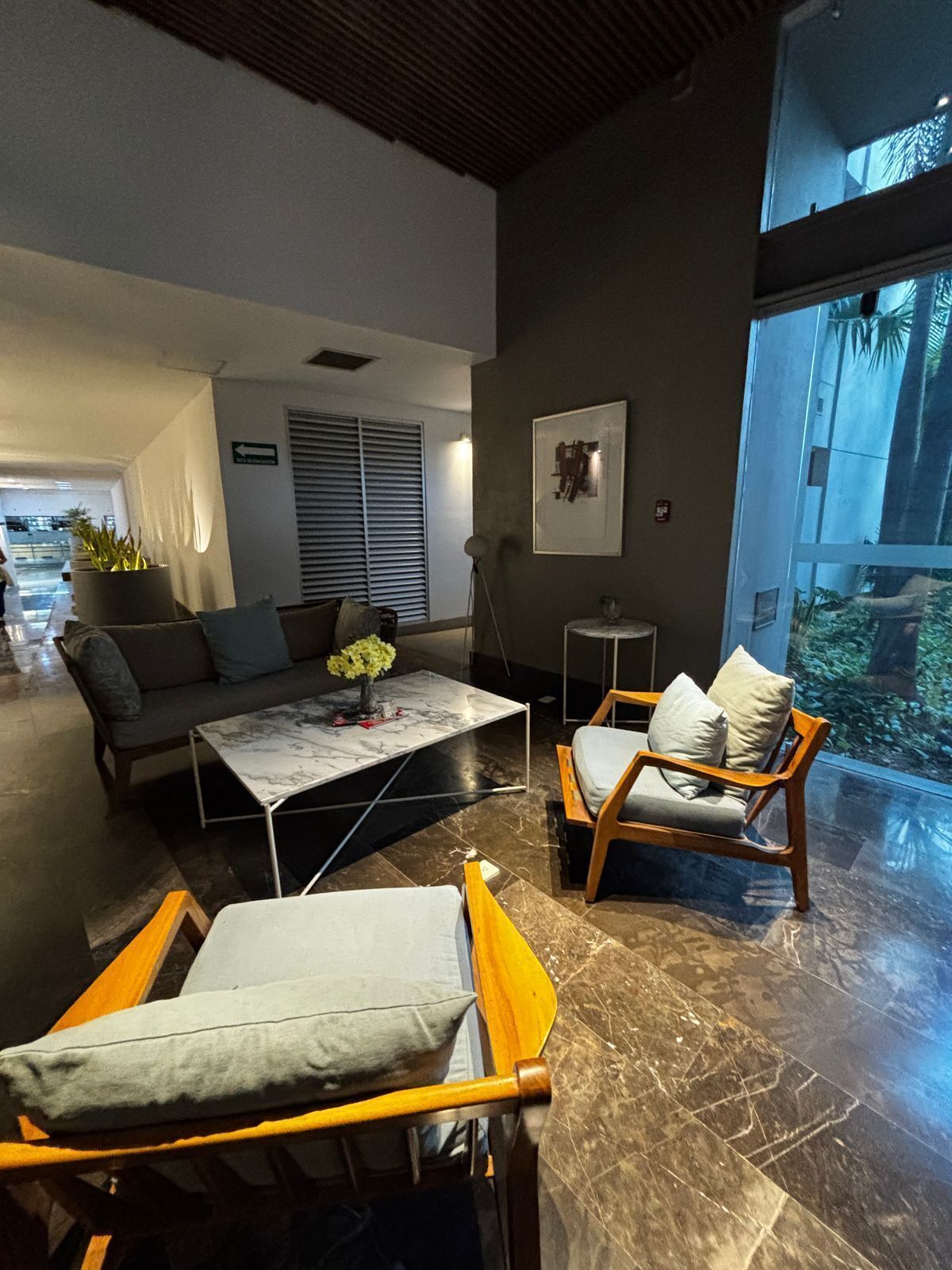 13 de 14: Lobby