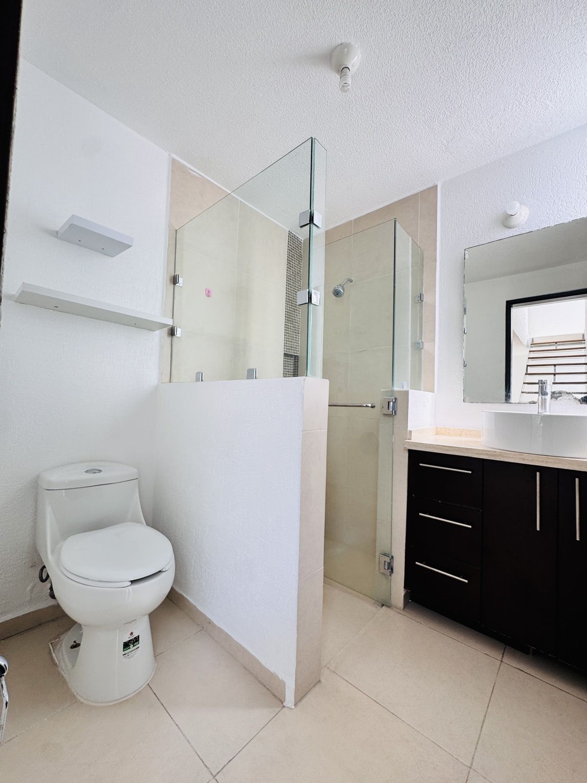 17 de 39: BAÑO REC PRINCIPAL