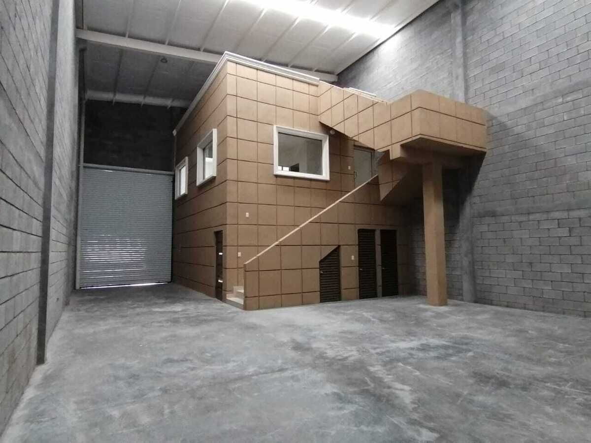 3 de 8