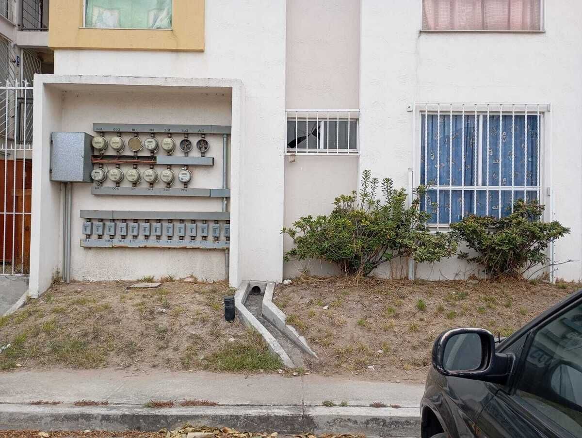 3 de 12: Exterior de la fachada