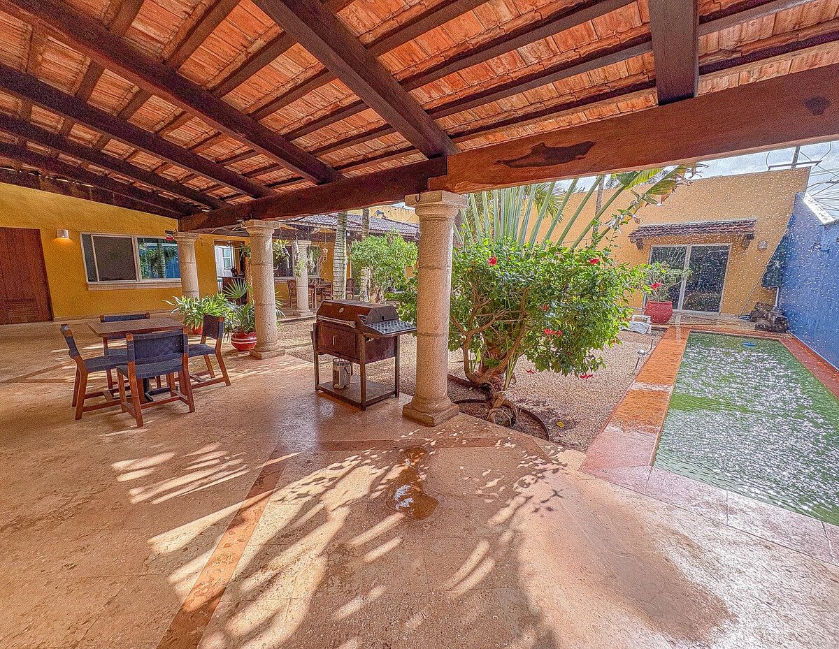 1 de 47: Terraza