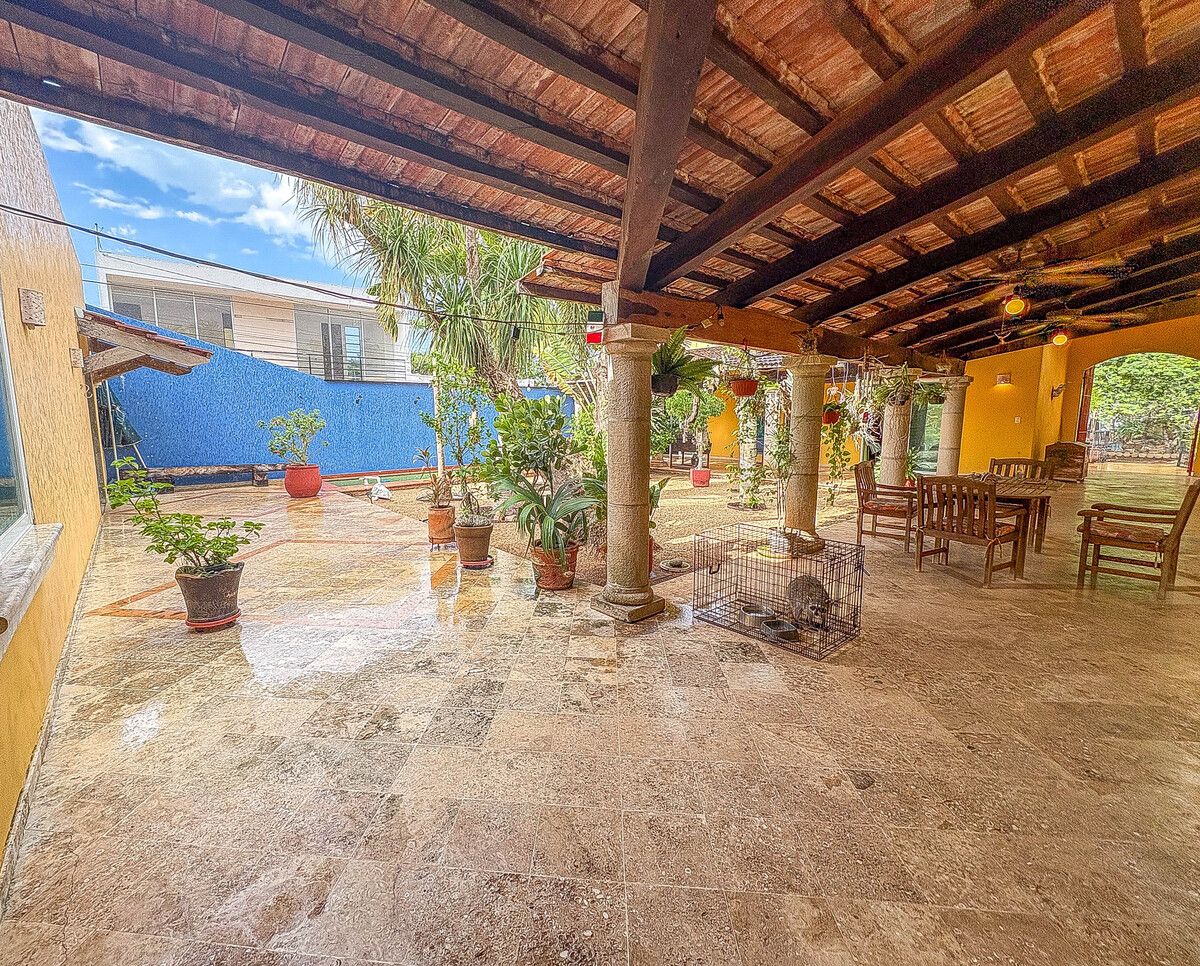 8 de 47: Terraza