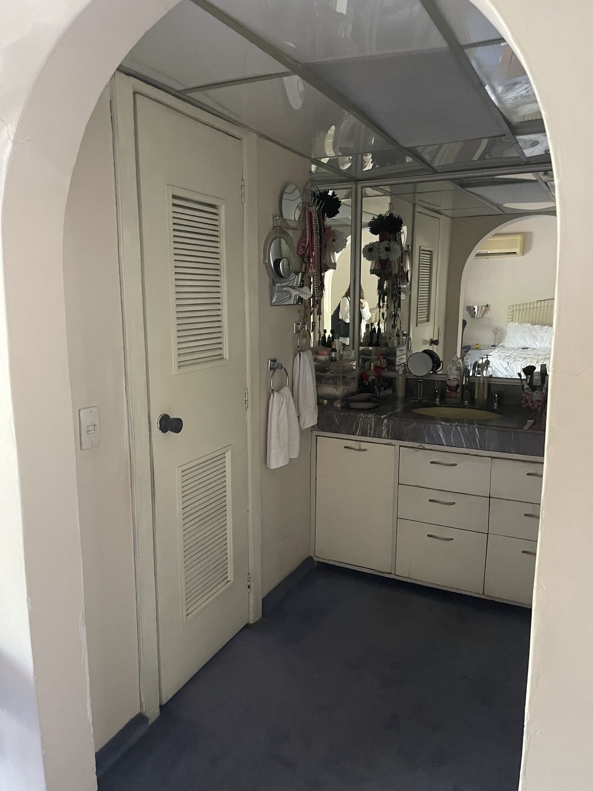 20 of 23: Baño