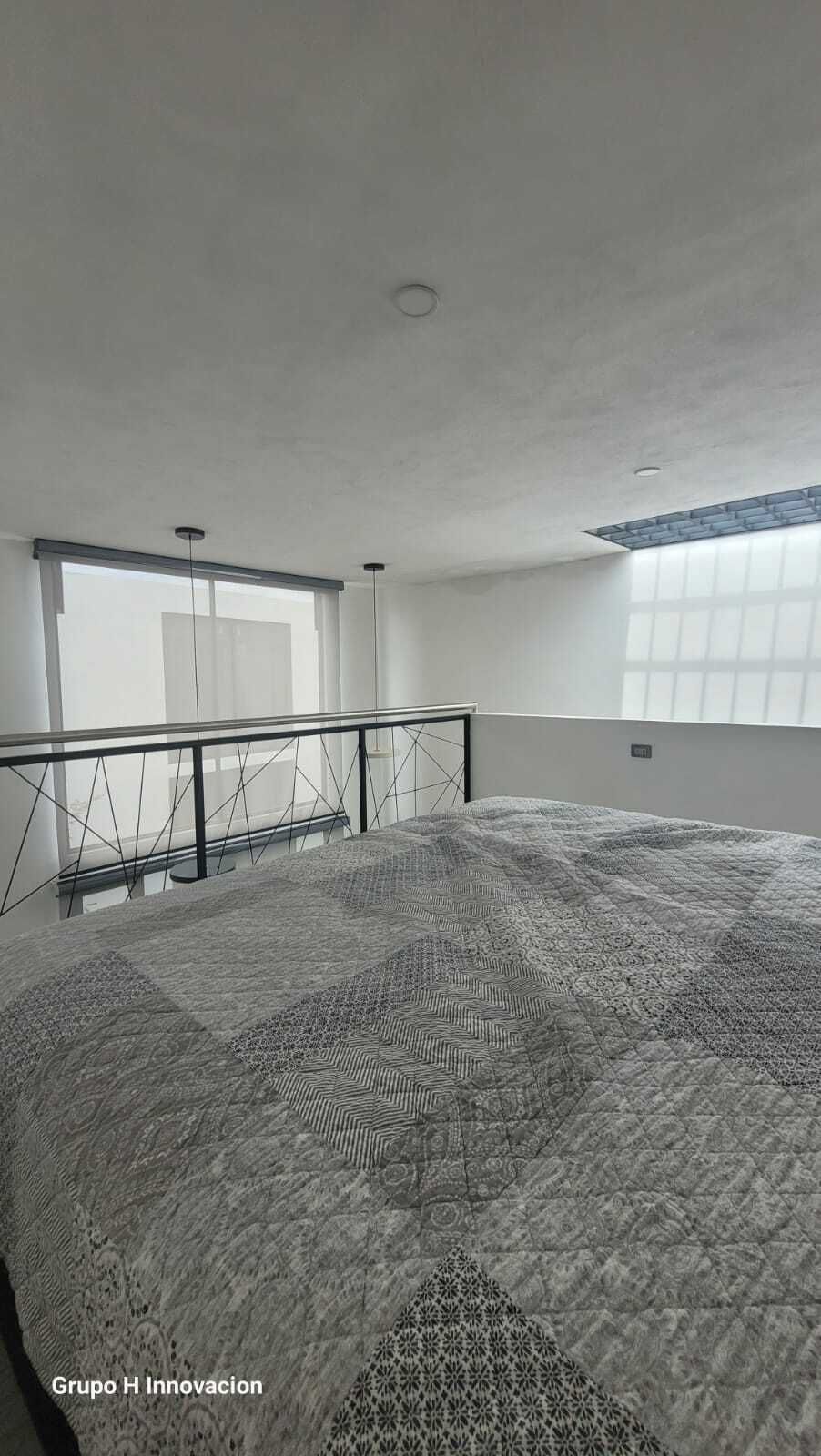 2 de 12: especio para cama king size