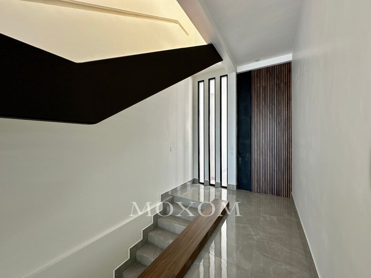3 of 34: Acceso principal