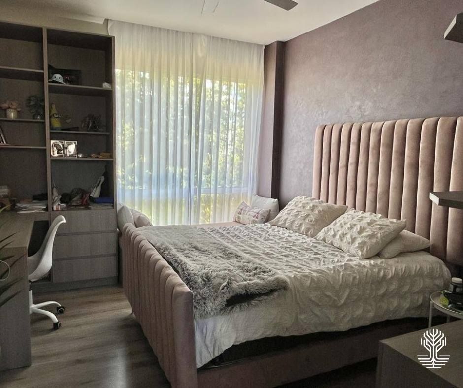 5 of 10: Segunda habitación