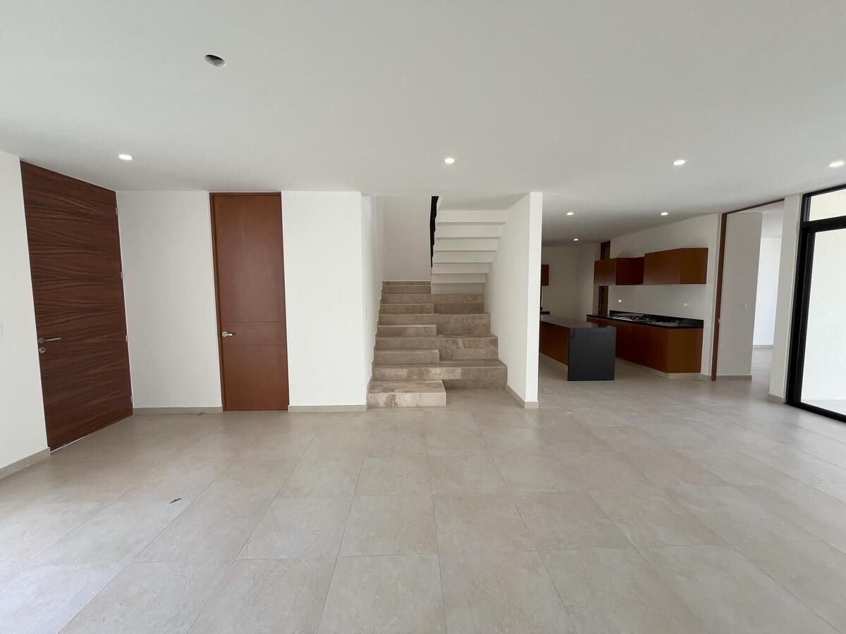 2 de 17: Sala, Comedor y Cocina