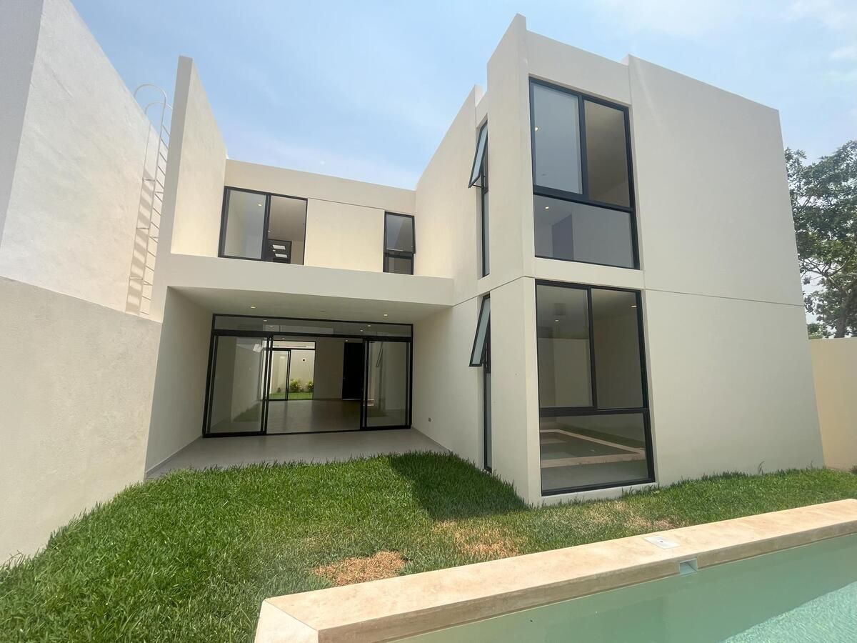17 de 17: Fachada Posterior