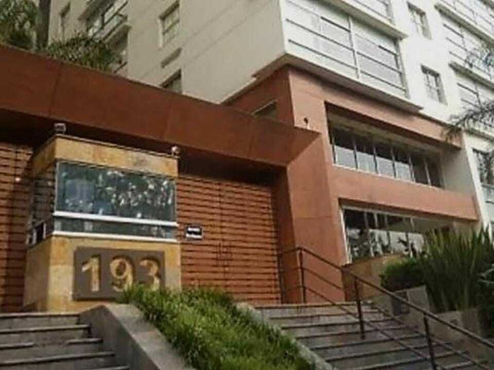 27 de 40