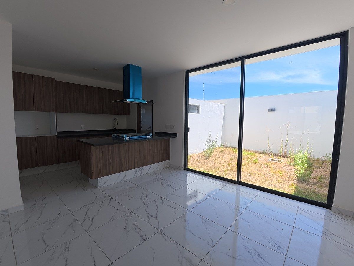 House in Gated Community in Adamar, Tlajomulco de Zúñiga, photo 5 of 29