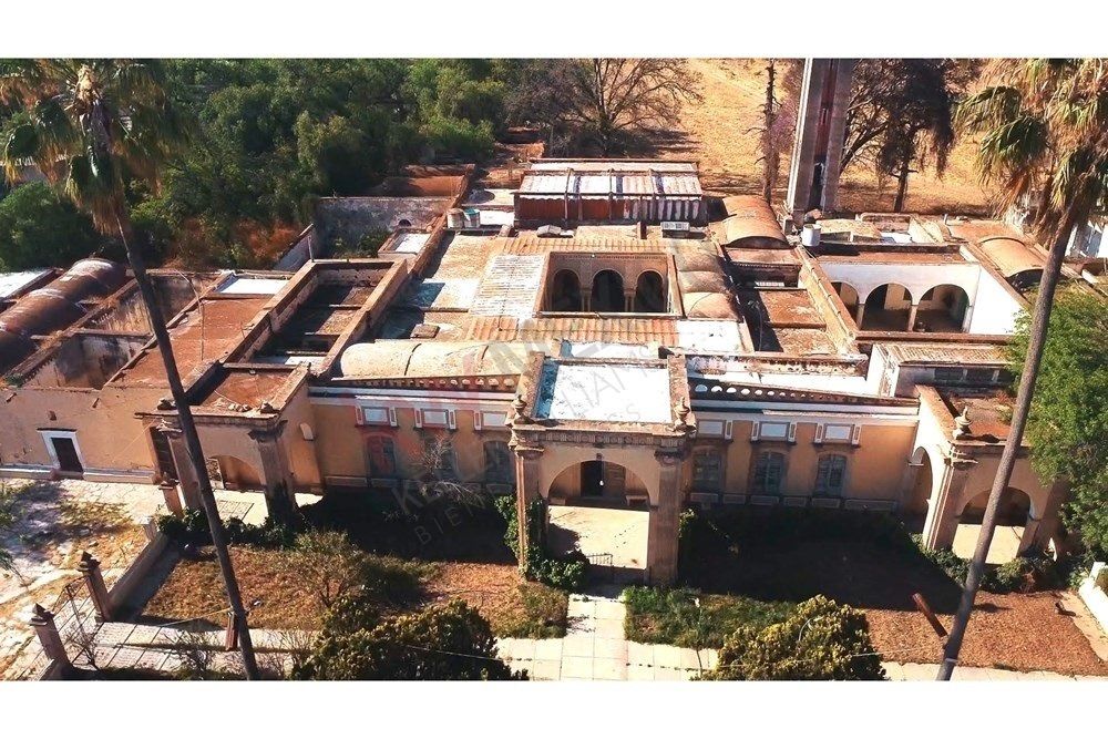 "Historic Hacienda with Unique Luxury and Comfort" - ML