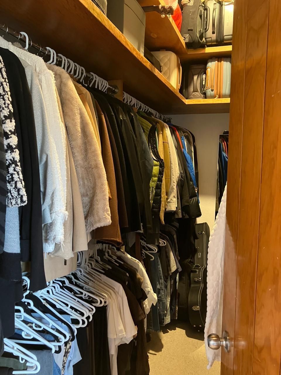 11 de 20: Vestidor