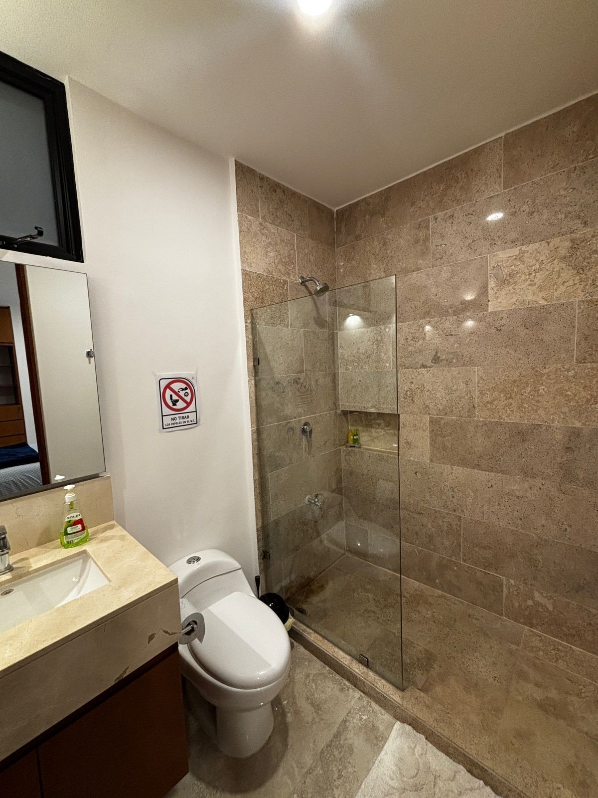 4 de 7: Baño Habitación Principal