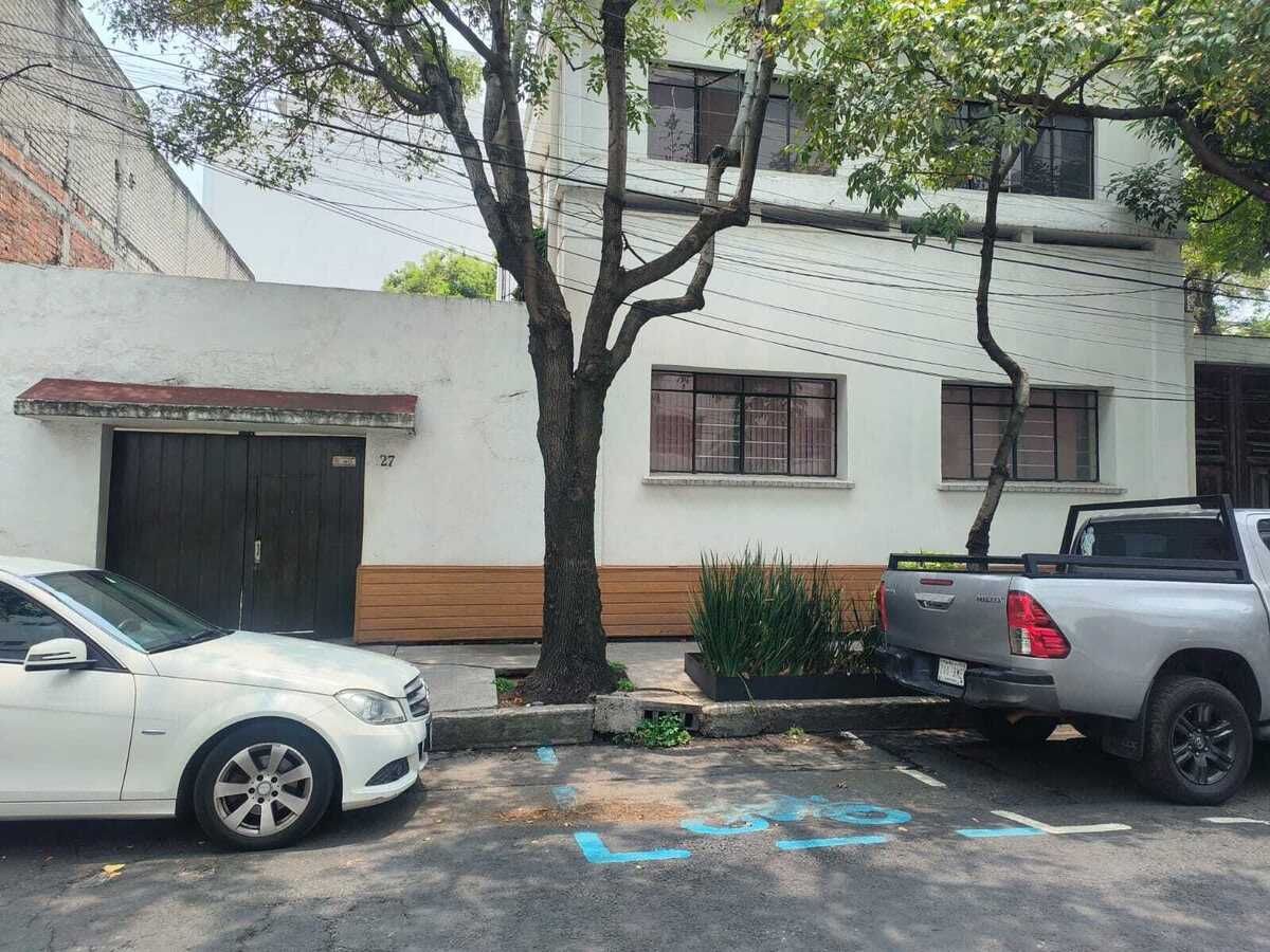 Ótima casa/terreno à venda, ideal para incorporadores, foto 1 de 4